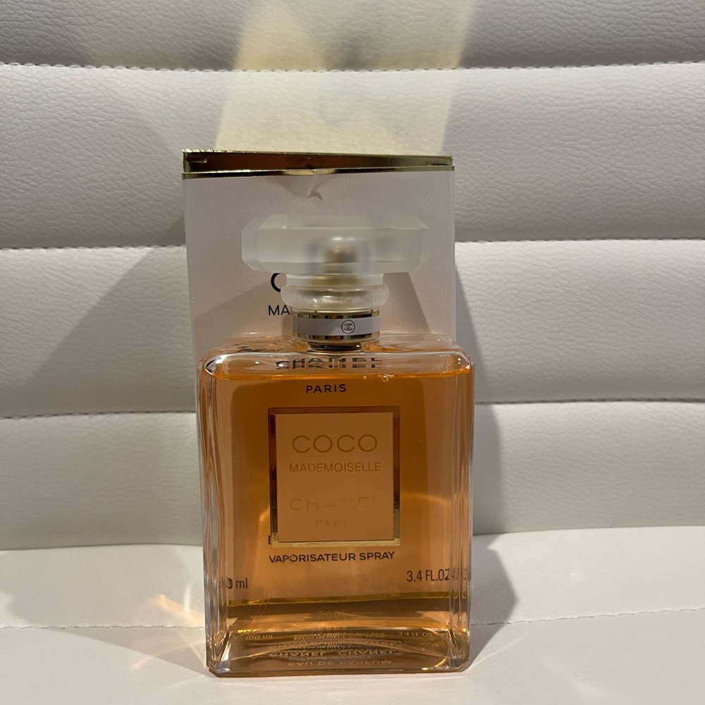 Coco mademoiselle Chanel perfum
